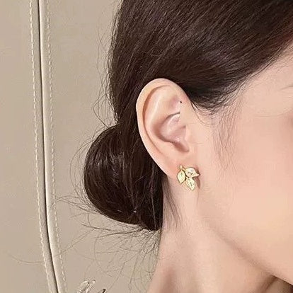 Elegant Copper Leaf Drop Earrings – Timeless Gift for Her | Vloy
