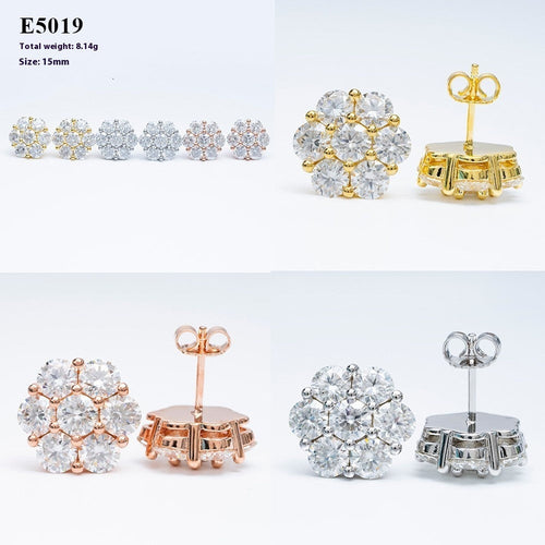 LuxeJewels™ – BloomAura Moissanite Flower Earrings