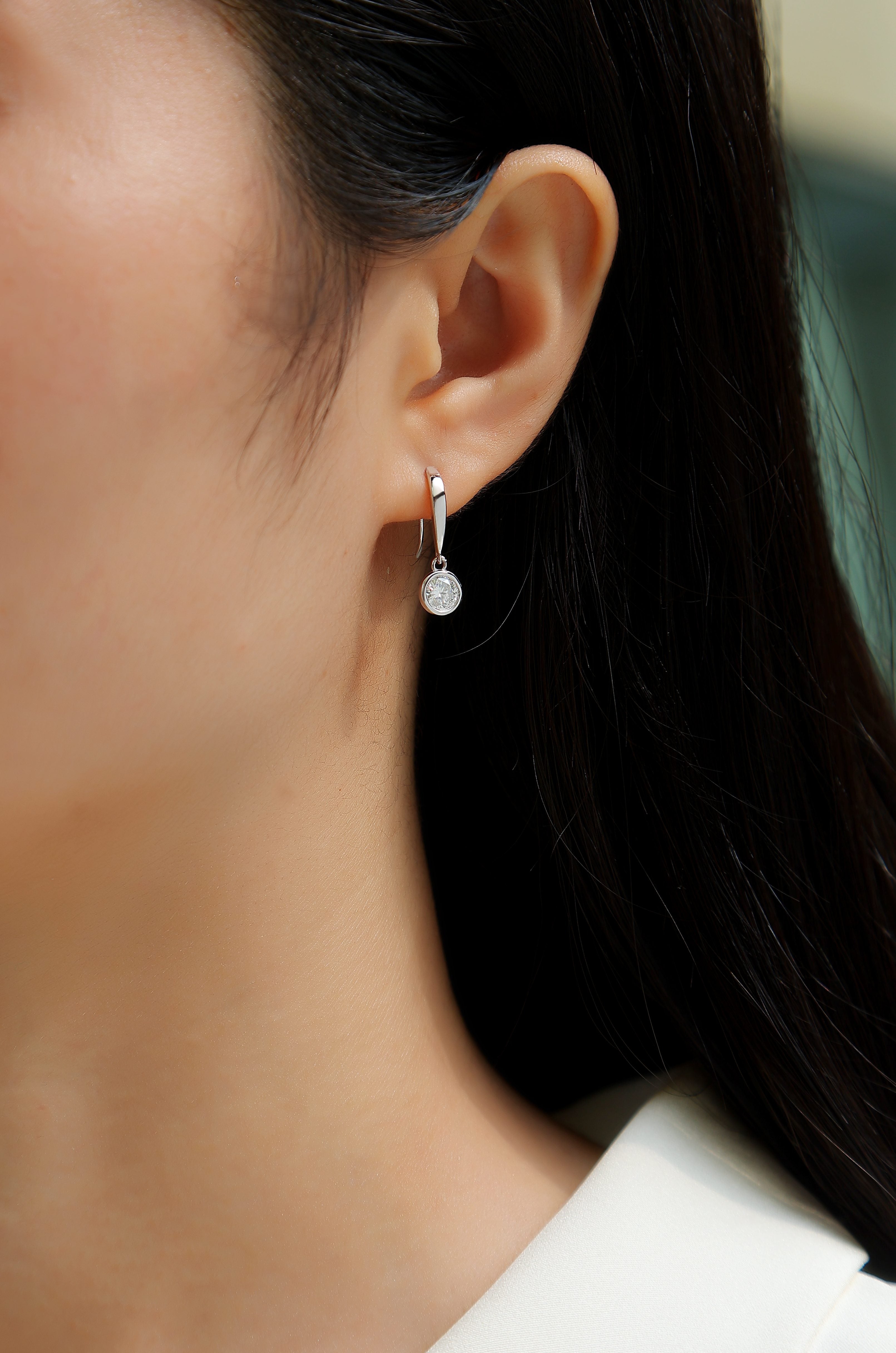 Sweet Whispers Moissanite S925 Silver Platinum-Plated Stud Earrings | Vloy