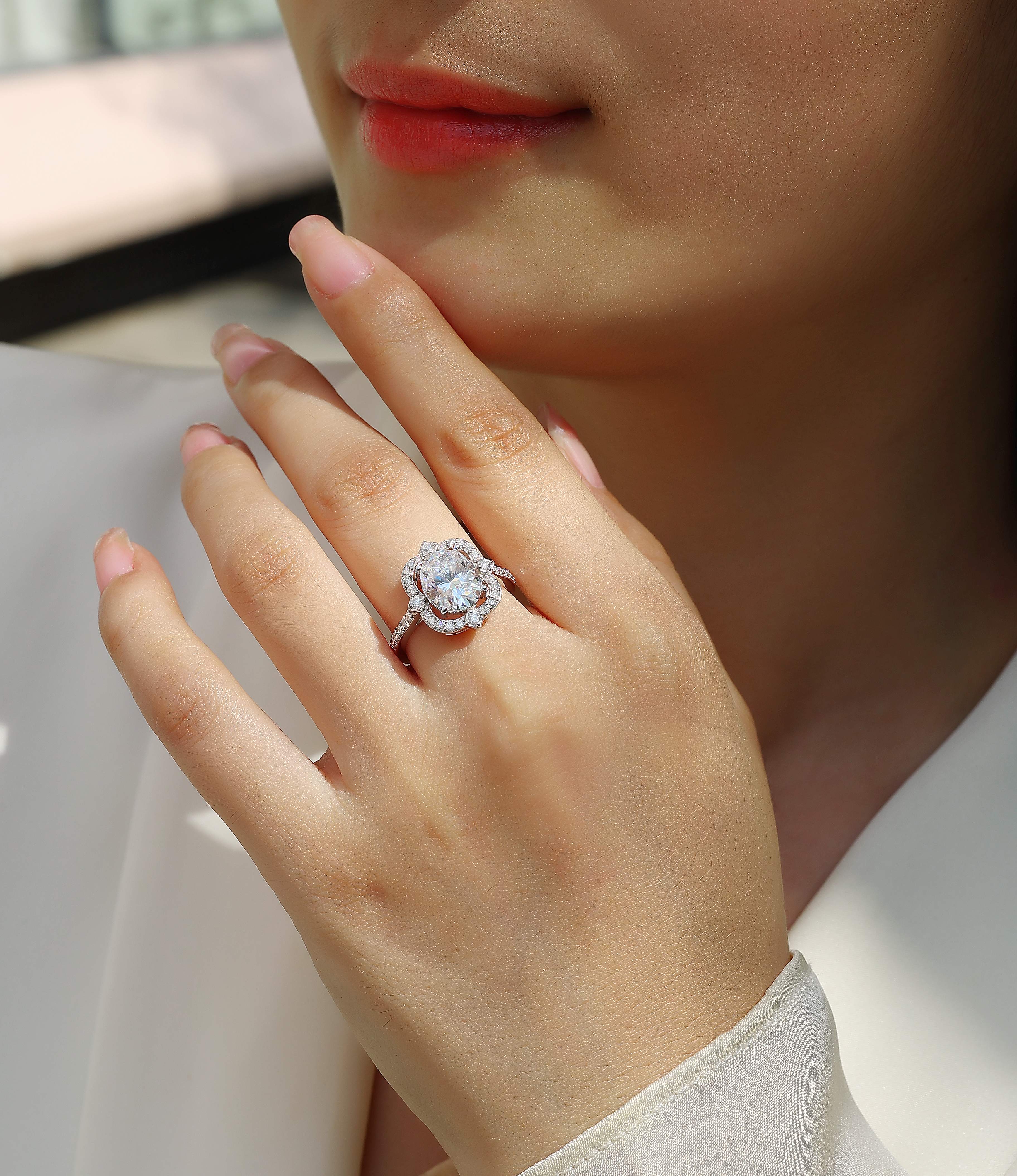 Camellia Moissanite S925 Silver Gold-Plated Statement Ring | Vloy