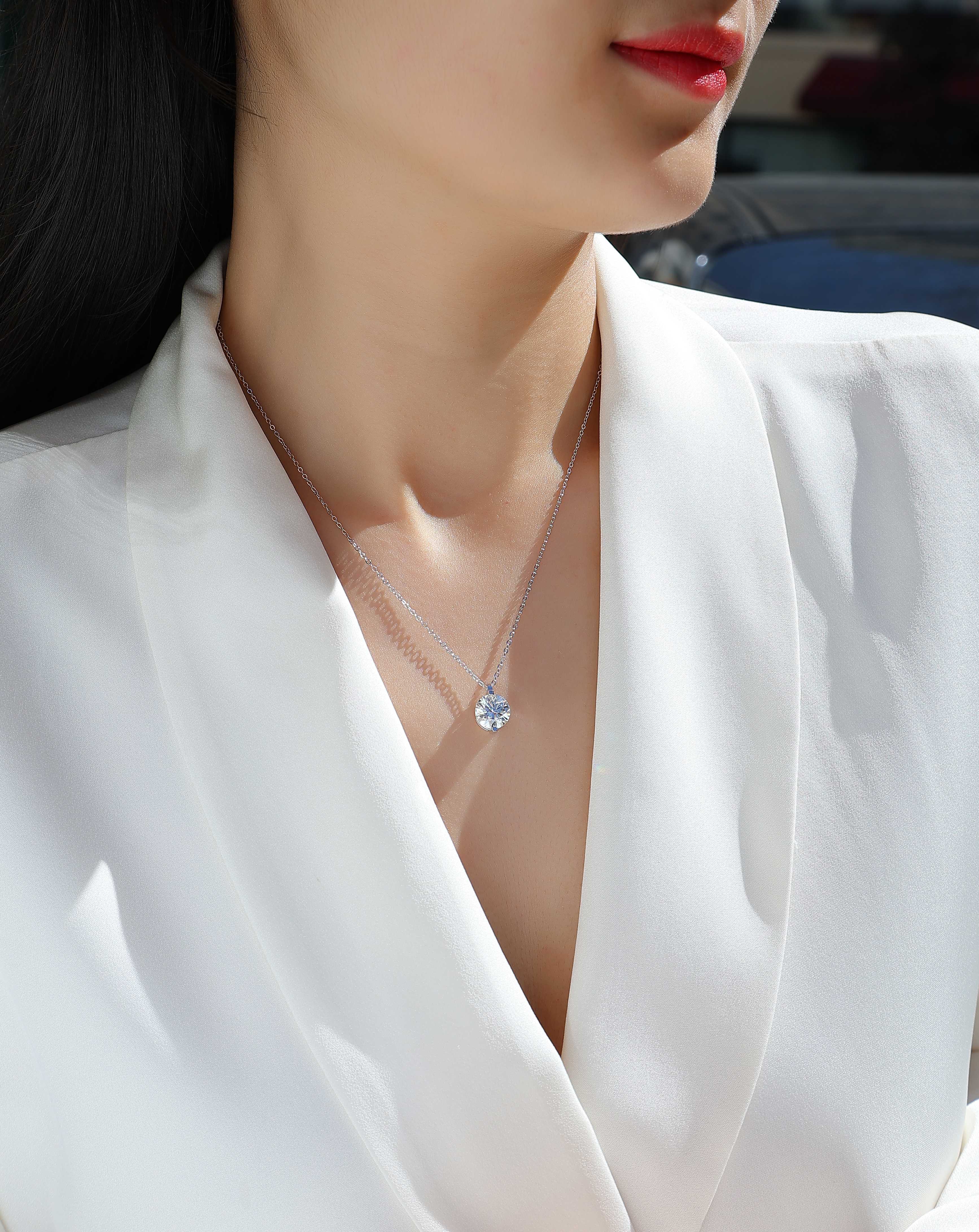 Timeless Moissanite S925 Silver Platinum-Plated Pendant Necklace | Vloy