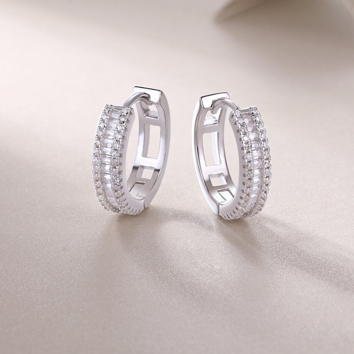 Woven Moissanite S925 Silver Luxury Stud Earrings | Vloy