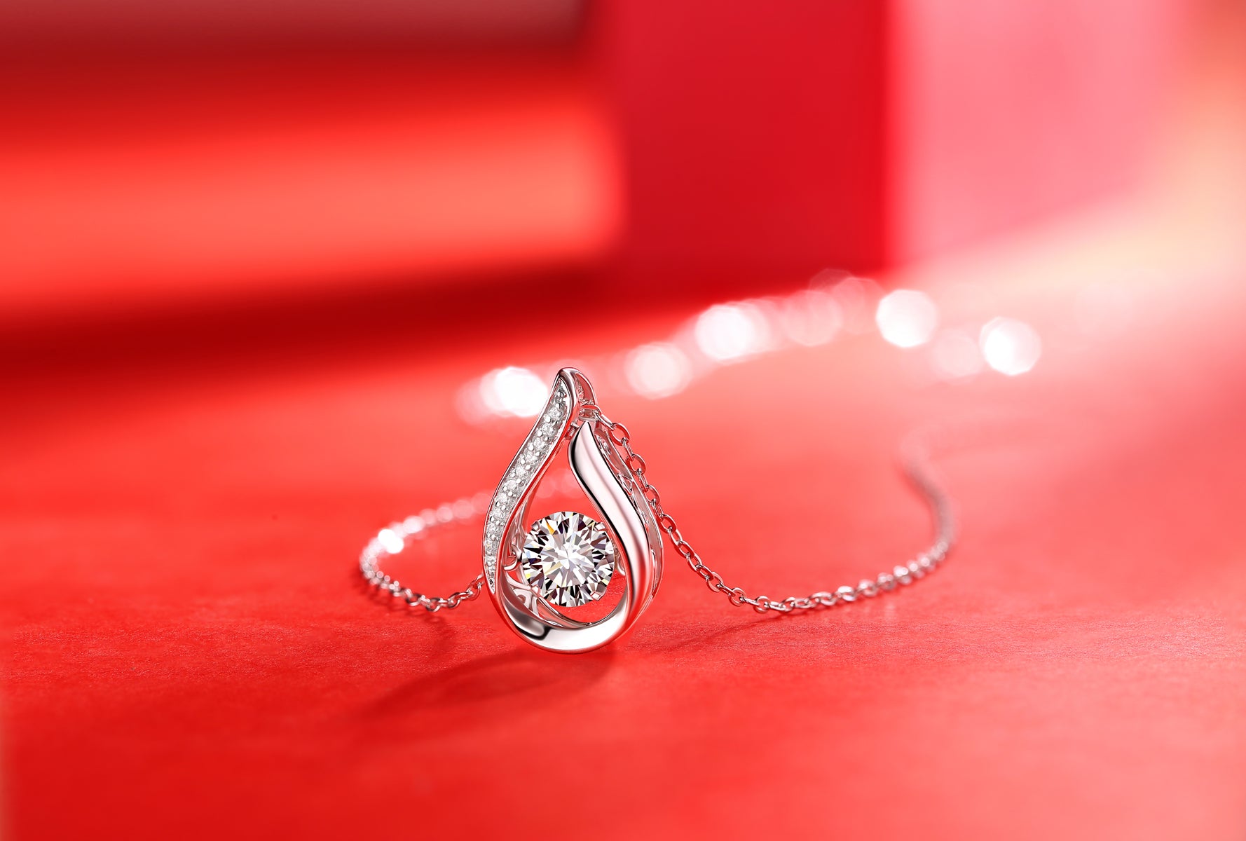 Smart Drop 1-Carat Moissanite S925 Silver Pendant Necklace | Vloy
