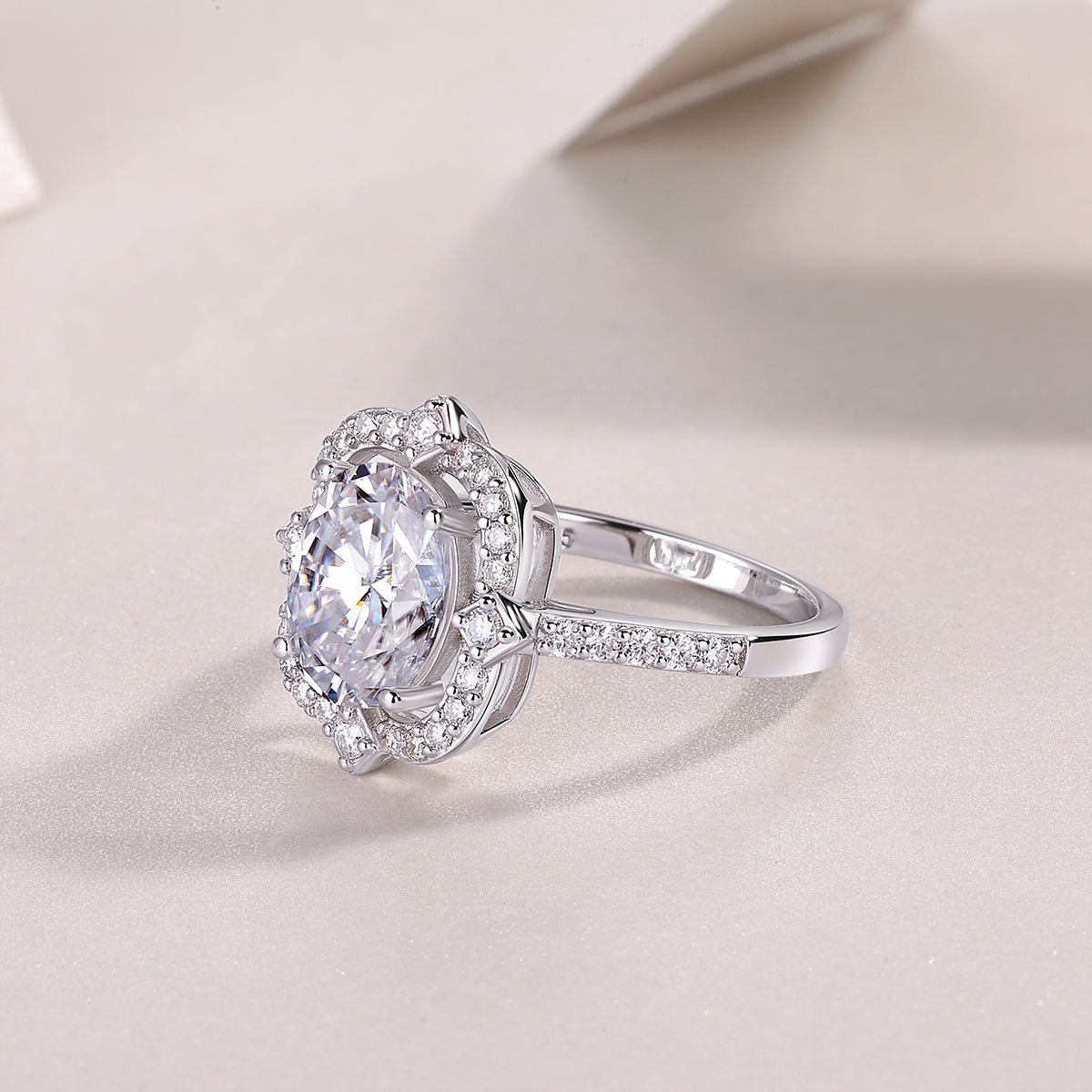 Camellia Moissanite S925 Silver Gold-Plated Statement Ring | Vloy