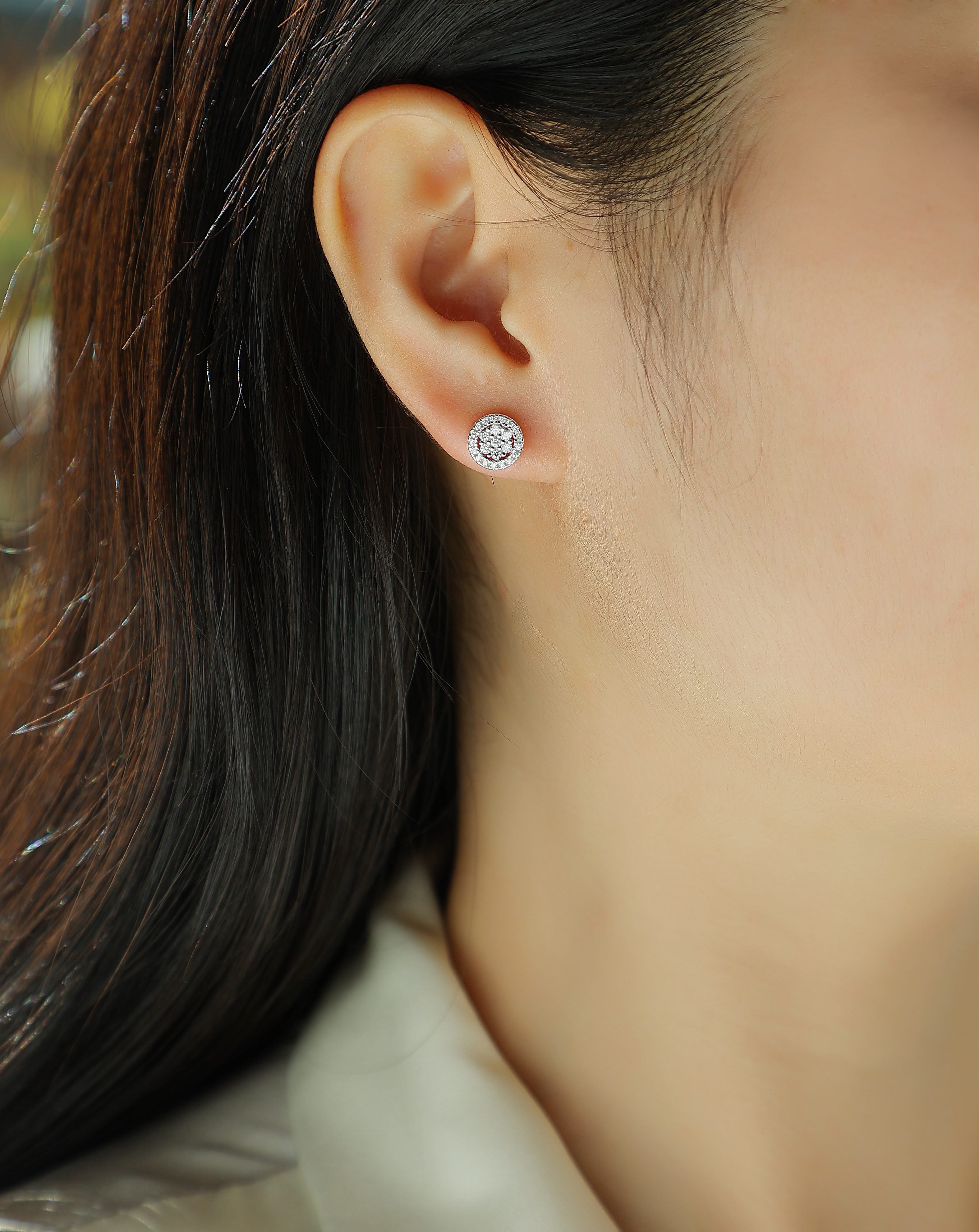 Cosmic Moissanite S925 Silver Platinum-Plated Stud Earrings | Vloy