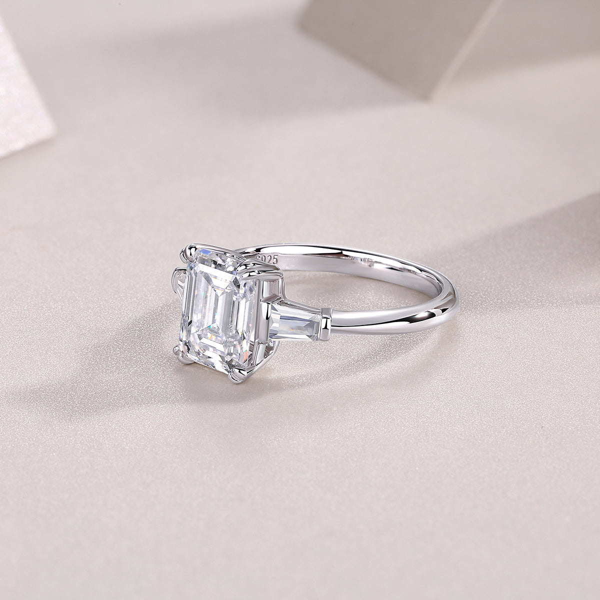 Octagonal Moissanite S925 Silver Platinum-Plated Statement Ring | Vloy