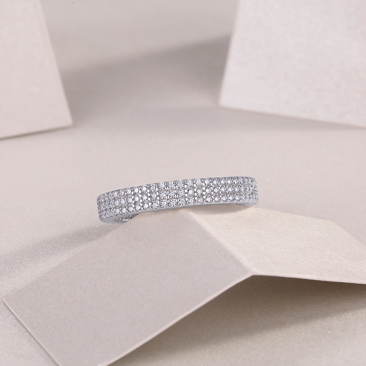 Brilliant Moissanite S925 Silver Platinum-Plated Luxury Ring | Vloy