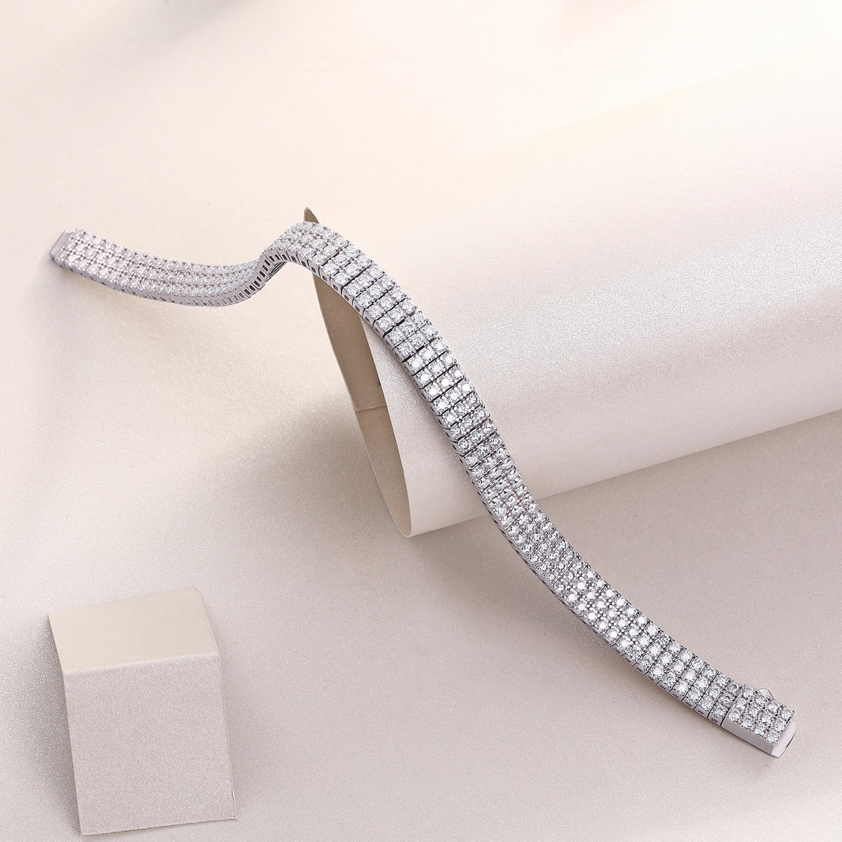 Luxury Moissanite S925 Silver Chain Bracelet | Vloy