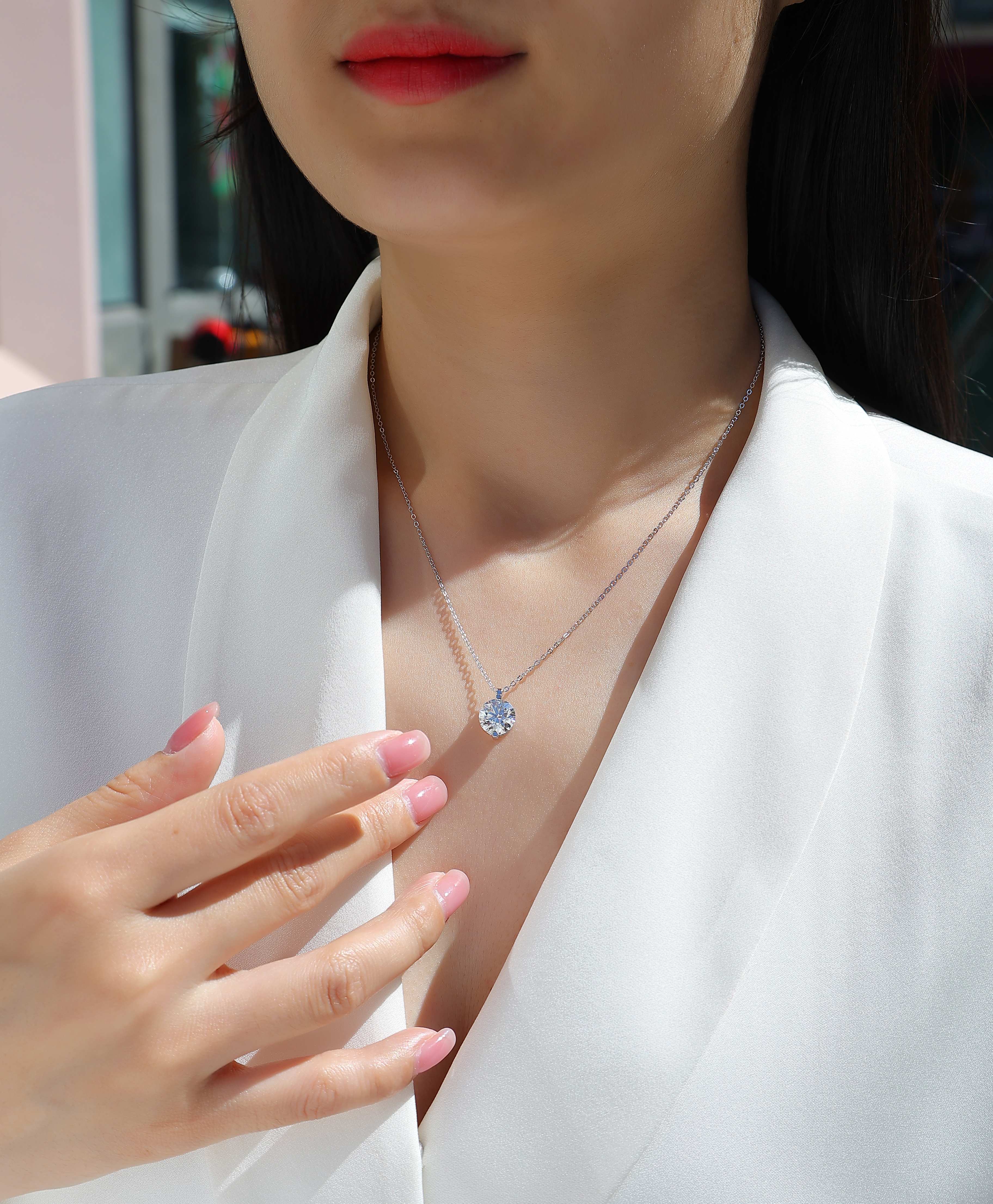 Timeless Moissanite S925 Silver Platinum-Plated Pendant Necklace | Vloy
